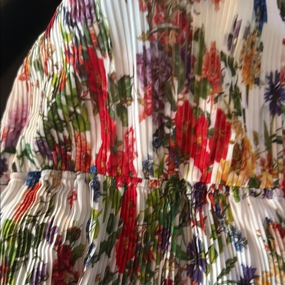 Colorful Floral Halter Dress - Picture 6 of 6
